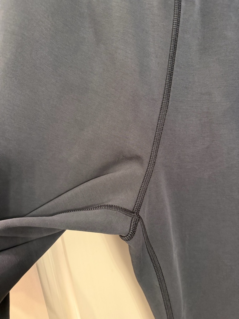 Lululemon Softstreme High-Rise Pant *Regular, Black, Size 10 - Picture 7 of 15